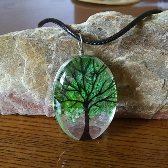 Jewelry - Transparent Oval Green Dried Flower Tree Pendant